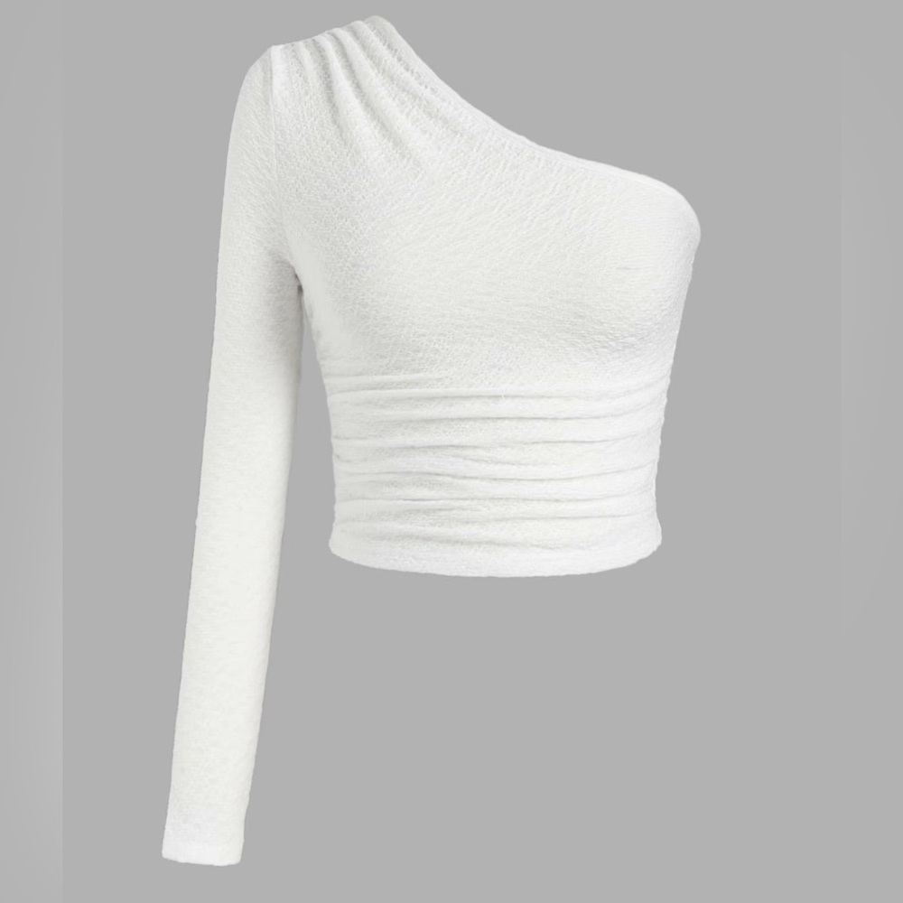 White half‎ blouse